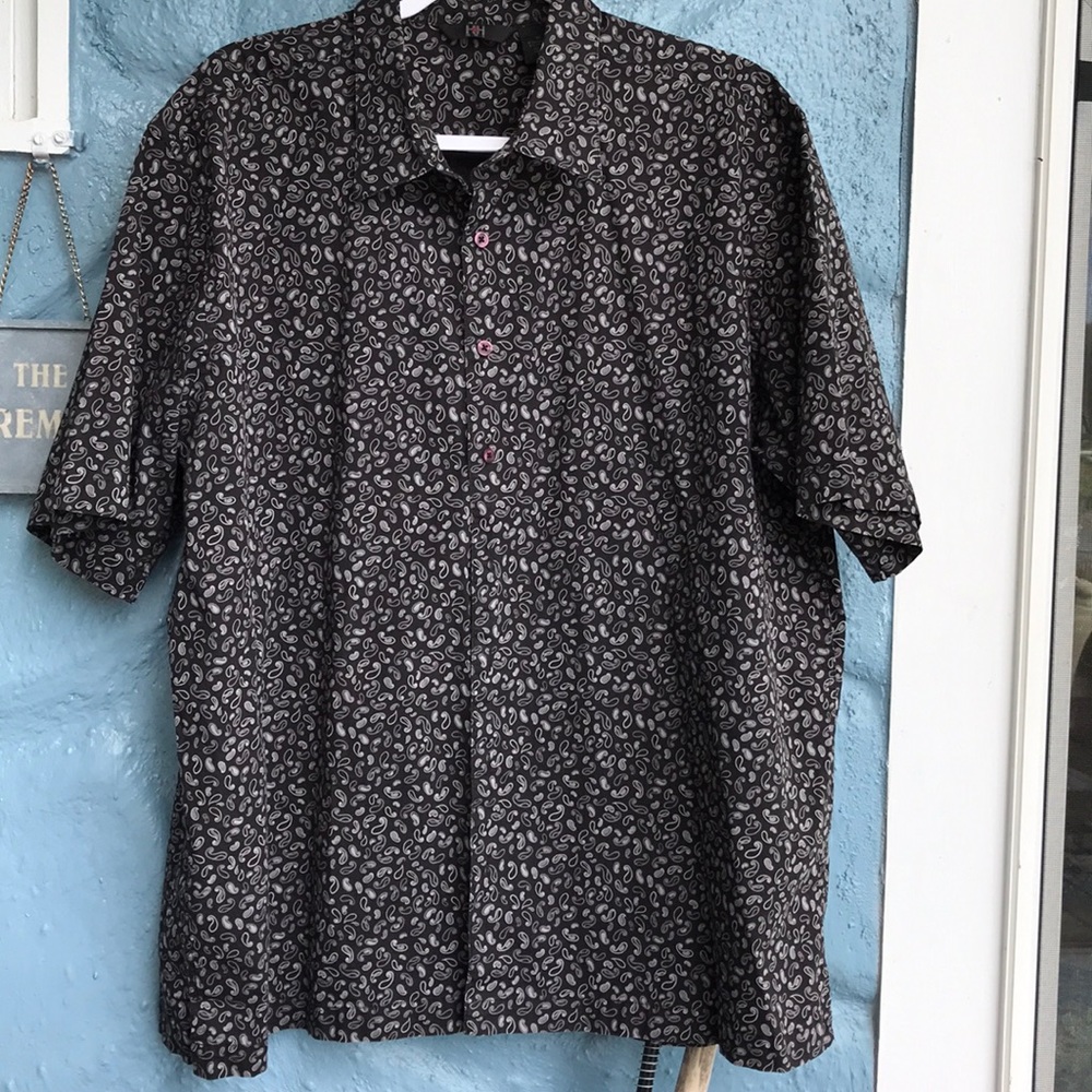 H&H button down